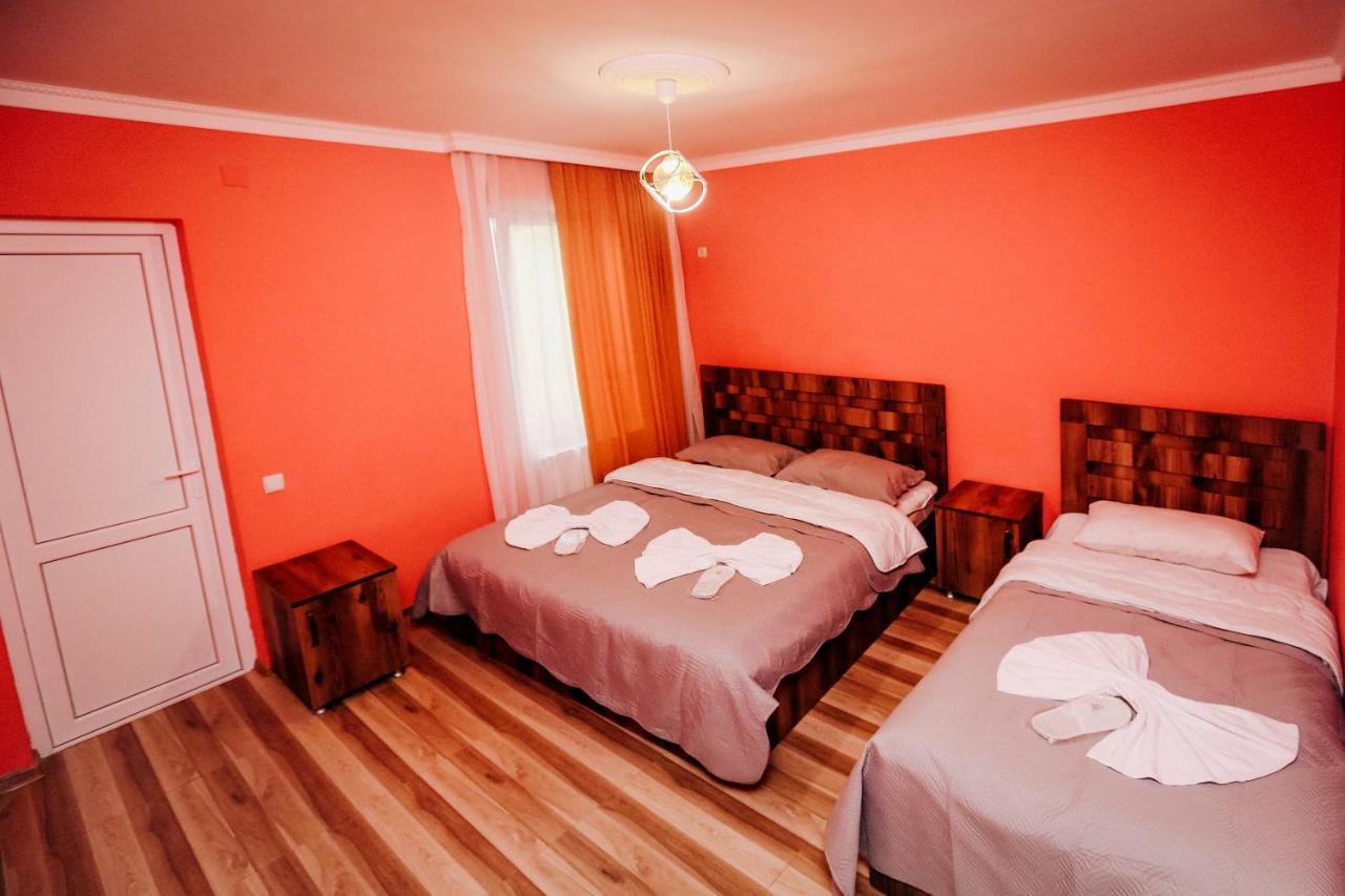 Bebo Babu Guest House Kutaisi Eksteriør billede