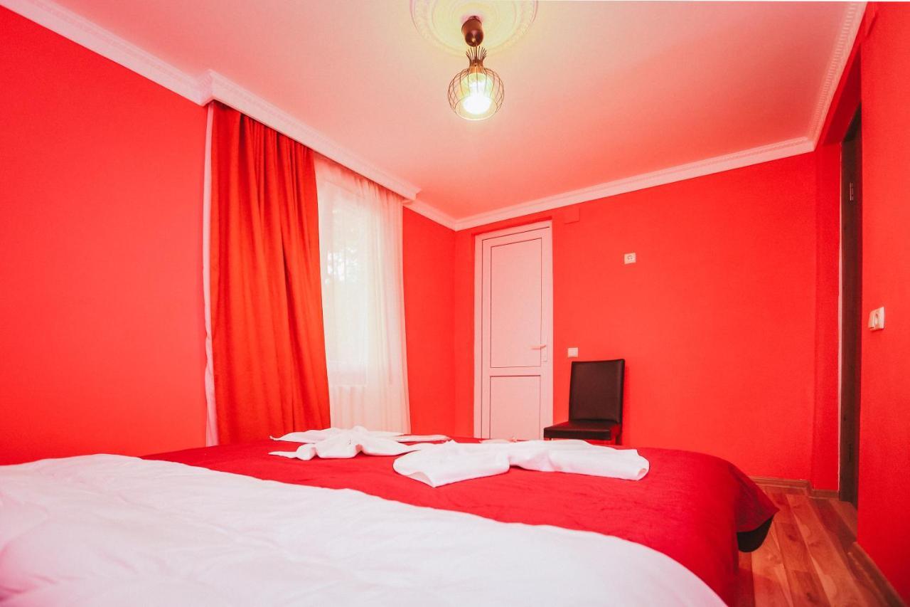 Bebo Babu Guest House Kutaisi Eksteriør billede