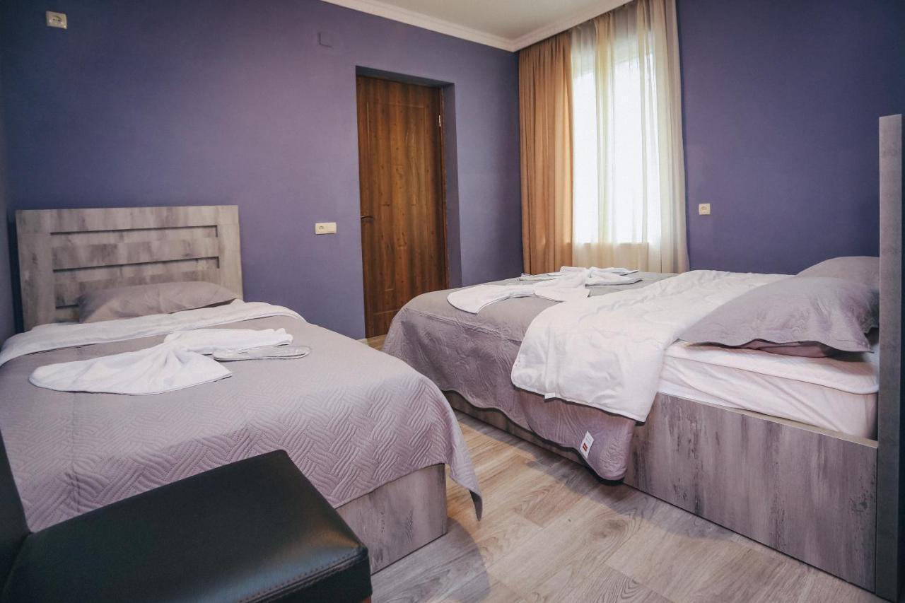 Bebo Babu Guest House Kutaisi Eksteriør billede
