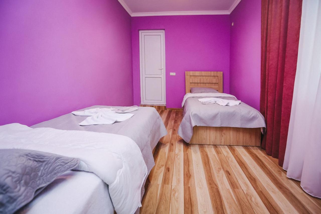 Bebo Babu Guest House Kutaisi Eksteriør billede